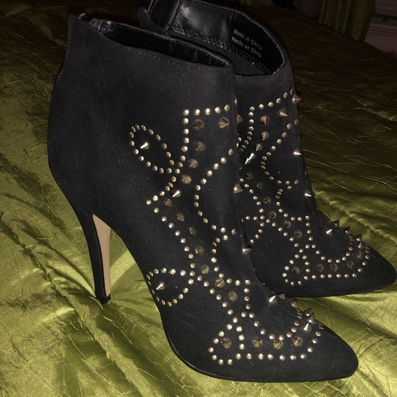Gold Studded Embellished Suede Booties 🖤 - Picture 7 of 7